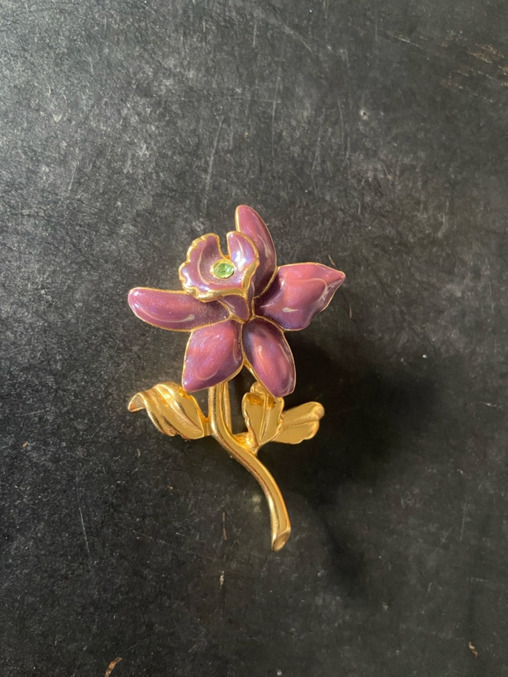 Vintage Joan Rivers Purple Enamel Flower Brooch, moveable flower